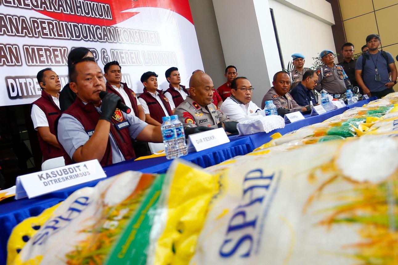 Polda Riau Bongkar Peredaran Beras Oplosan, Wakajati: Ini Bukti Nyata Negara Hadir Lindungi Konsumen
