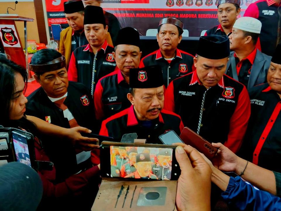 Ormas Madas Nusantara Luncurkan Buku Panca Bela Negara, Jusuf Rizal: Bangun Jiwa Pemuda Indonesia yang Cinta Negara