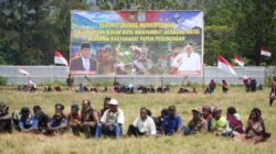 500 Ekor Ayam dan 100 Babi, Menko Polkam Ikut Upacara Bakar Batu Bersama Warga Papua Pegunungan